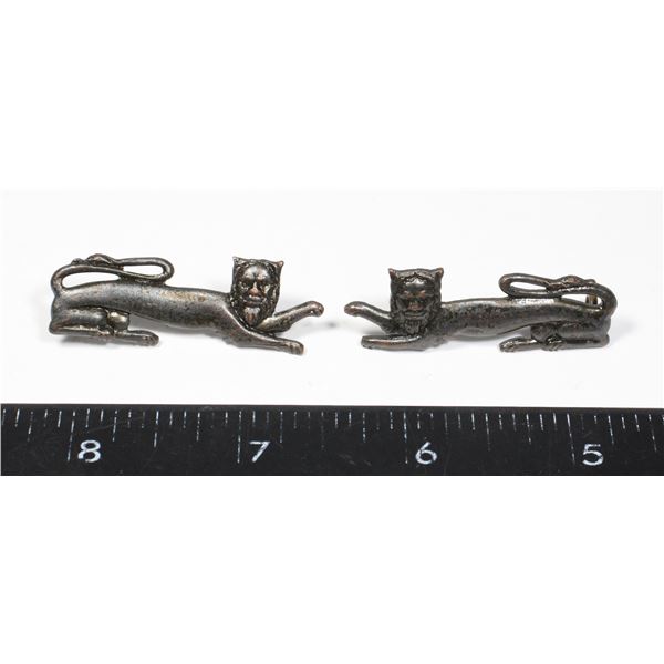 #381 WW2 British Regiment Collar Badge Insignia