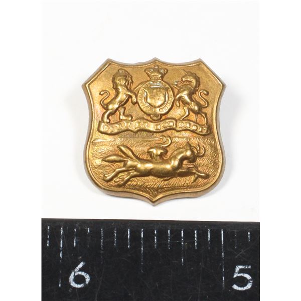 #389 Victorian British Military Collar Badge