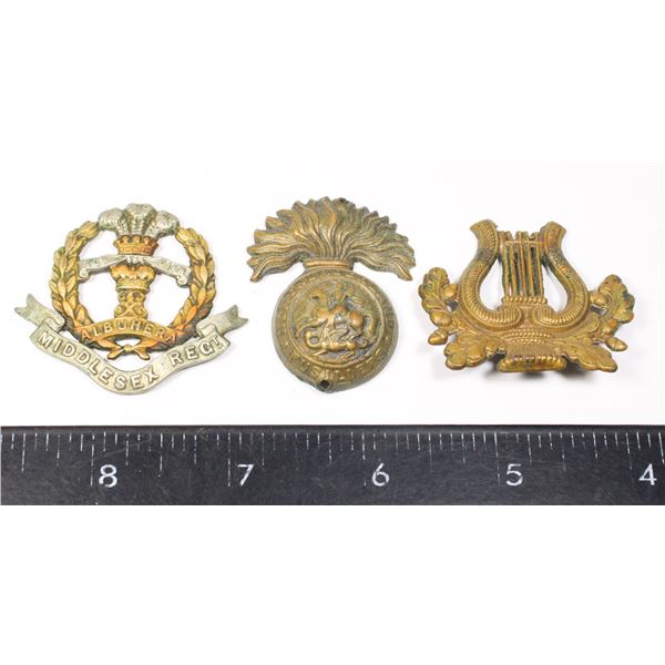 #398 British World War One Cap badge broken lot