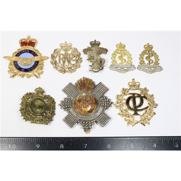 #431 Large lot Canadian cap badges for restoration