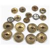 Image 2 : #475 Kings Crown Canada NPC Buttons Parks Canada
