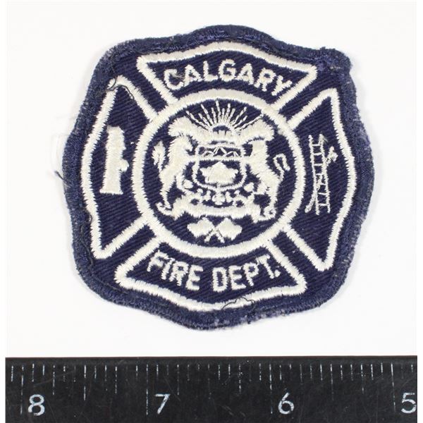 #665 Calgary Fire Department Patch Badge Crest