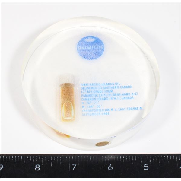 #910 Canadian Panarctic Islands Oil Plaque 1984