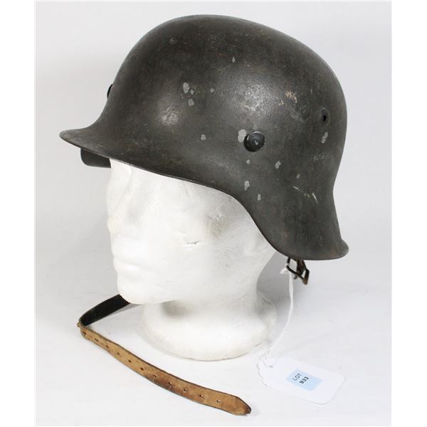 #933 WW2 German M40 Stahlhelm Helmet hkp62