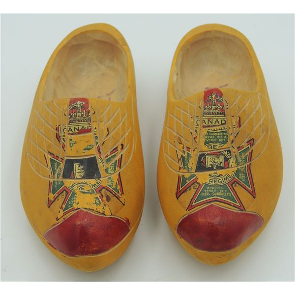 #956 WW2 1945 Dutch Souvenir Clogs Regina Rifles