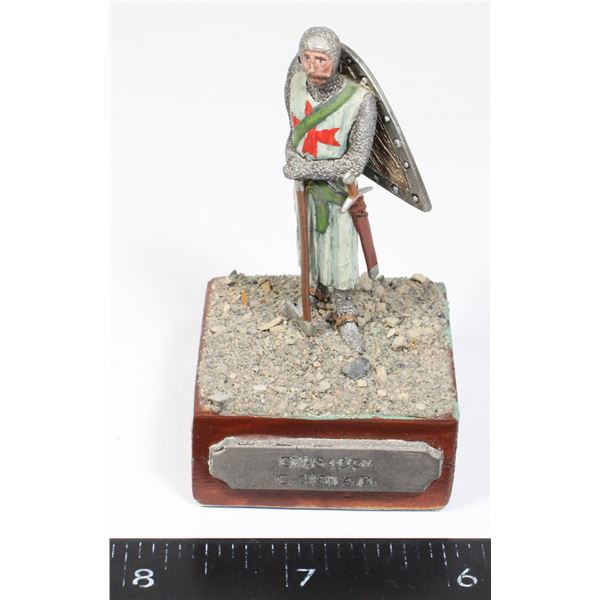 #1140 Vintage Crusader Knight Metal Soldier Figure