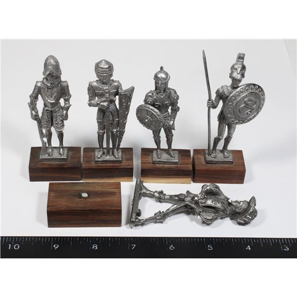 #1149 Lot 5 Italian Made Historical Figures Knight