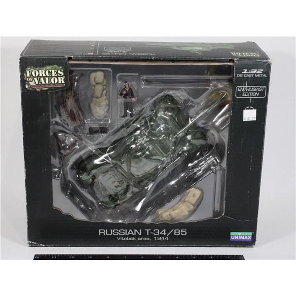#1182 Forces of Valor 1:32 Russian T-34 Tank 1944