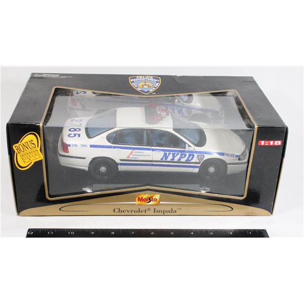 #1207 Maisto 1:18 New York Police Department Chevy