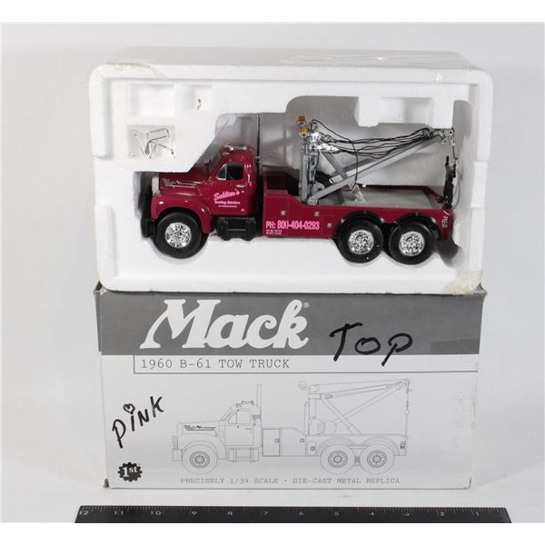 #1244 Diecast 1:34 Mack 1960 B-61 Tow Truck Boxed