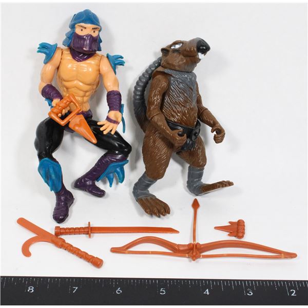 #1306 1988 TMNT Shredder and Splinter Figures