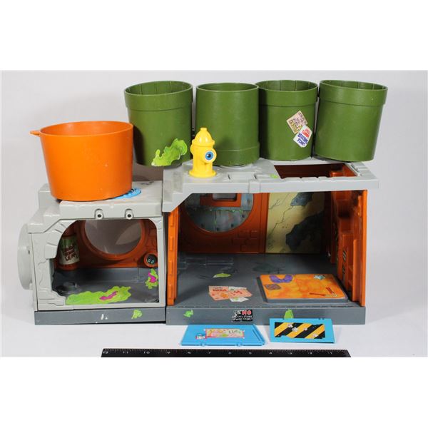 #1332 1989 Teenage Mutant Ninja Turtles Playset