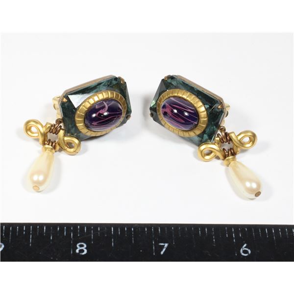 #1525  Vintage Costume Jewelry Large  Earrings