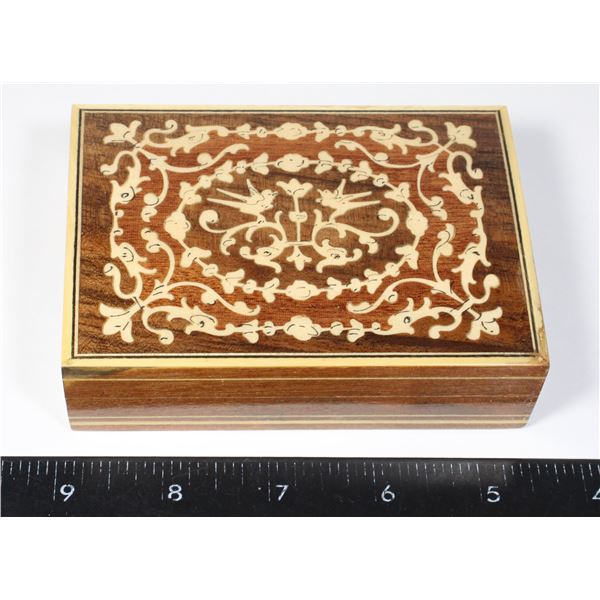 #1537 Vintage Wooden Jewelry Storage Box 1900's