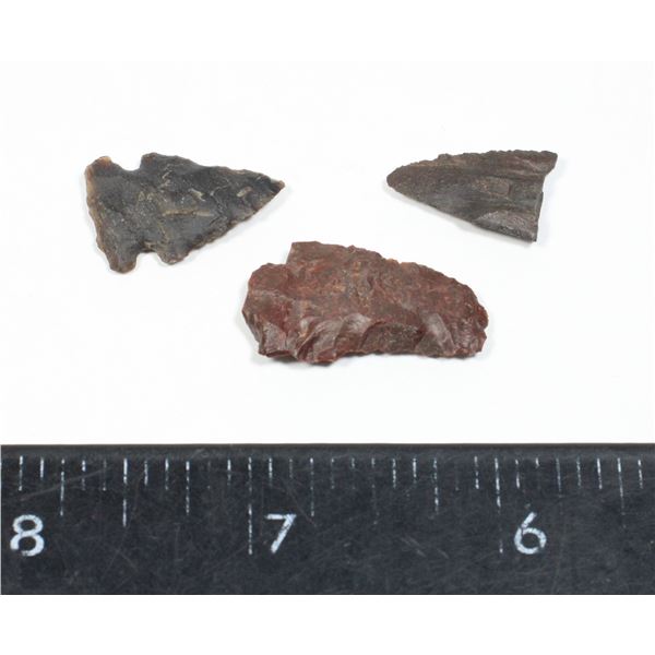 #1542 Lot of 3 Small Size Arrowheads