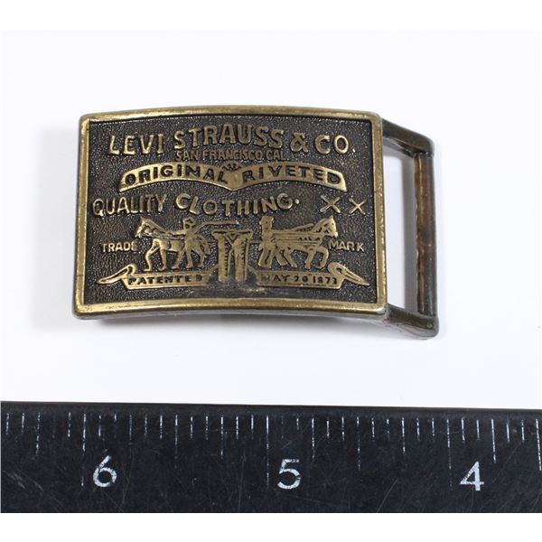 #1586 Small Sie Levi Strauss & Co Belt Buckle