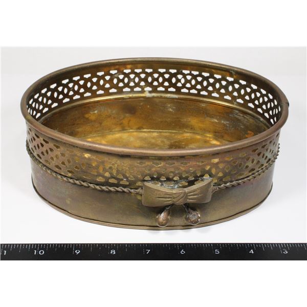 #1641 Vintage Brass Basket Décor
