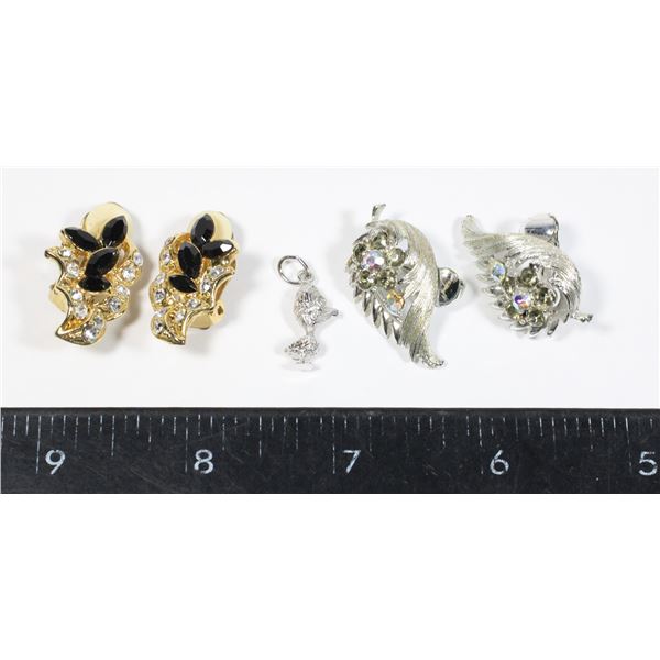 COSTUME JEWELRY EARRING CLIPS MID CENTURY,
