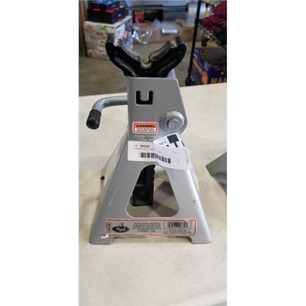 2 HEAVY DUTY JACK STANDS