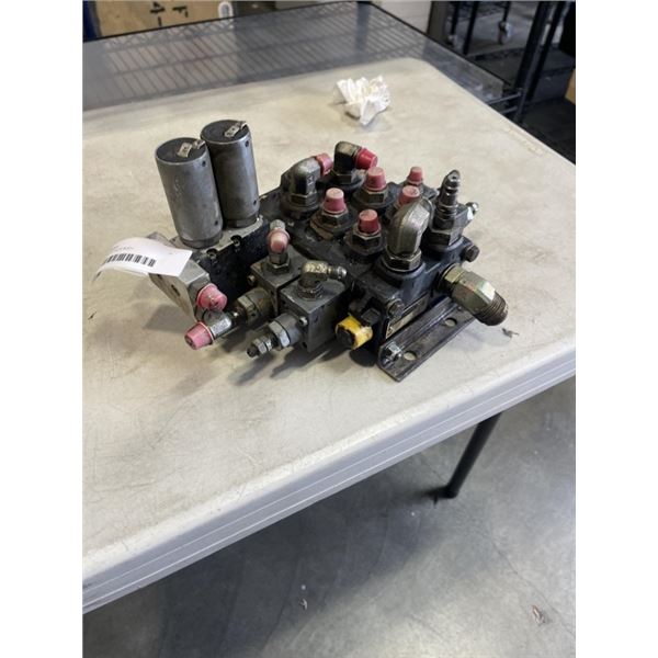 HYDRAULIC VALVE BODY