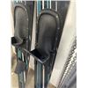 Image 3 : PAIR OF TAPEREX WATER SKIS