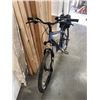 Image 3 : KONA CINDER CONE MOUNTAIN BIKE