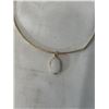 Image 2 : GOLD W/ ROSE QUARTZ STONE PENDANT BIB CHOKER NECKLACE