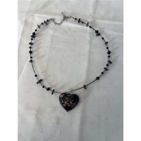 MURANO VENITIAN ITALY GOLD INLAID GLASS PENDANT NECKLACE