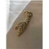 Image 1 : GOLD PLATED W/ RHINESTONES LEOPARD SHOUDLER BROOCH