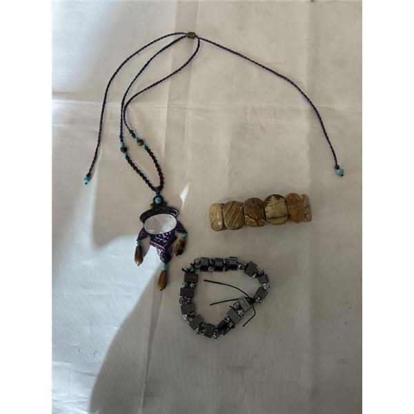 HAND CRAFTED NECKLACE AND 2 STONE BRACELETS, BLACK ALASKAN DIAMOND AND JASPER STONES