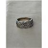 Image 1 : STERLING SILVER (MARKED) CELTIC DESIGN RING BAND CZ STONES SIZE 7.5