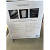 Image 2 : INSIGNIA 10 SHEET CROSSCUT SHREDDER WORKING AS NEW