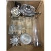 Image 2 : 2 BOXES OF HOME DEOCR AND COLLECTIBLES