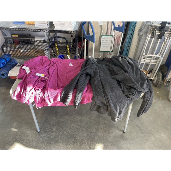 ASSORTED NEW FIELDS CARDIGAN SWEATERS