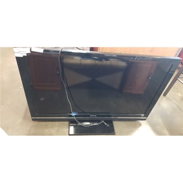 SONY TV WITH REMOTE, WORKING