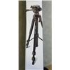 Image 2 : INSIGNIA 58" LIGHTWEIGHT TRIPOD FOR CAMERAS