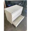 Image 2 : WHITE 3 DRAWER DRESSER