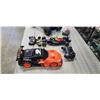 Image 2 : 3 RC CARS WITH REMOTES