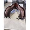 Image 4 : LEATHER ENGLISH RIDING SADDLE