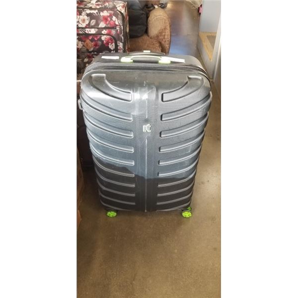 HARDSIDE ROLLING SUITCASE