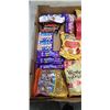 Image 4 : TRAY OF ASSORTED SNACK, COOKIES AND CHOCOLATE