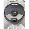 Image 2 : SHARK MATRIX 2 IN 1 VAC AND MOP ROBOT WORKING