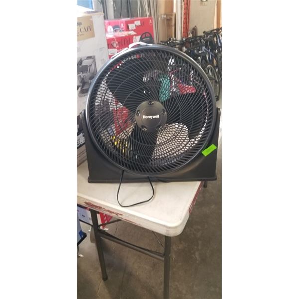 AS NEW HONEYWELL TURBO FORCE AIR CIRCULATOR FAN - TESTED WORKING, RETAIL $89