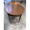 Image 3 : 2 ROUND SIDE TABLES