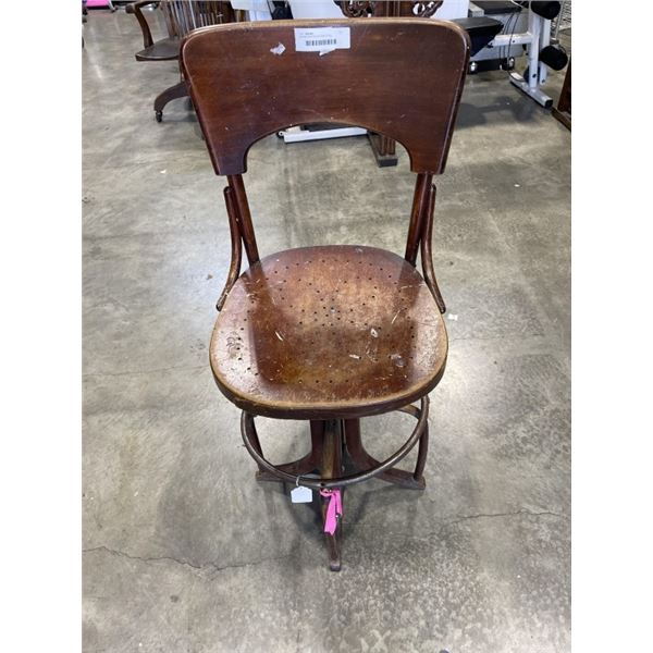 ANTIQUE BENTWOOD BAR STOOL