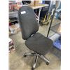 Image 2 : GREY FABRIC OFFICE CHAIR