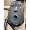 Image 4 : AS NEW MIELE CLASSIC C1 PURE SUCTION CANISTER VACUUM RETAIL $549 COMPLETE