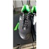 Image 3 : 2 NEW PAIRS OF EASTON MAKO 2.0 LOW BLACK / GREEN BASEBALL CLEATS, SIZE US 6 YOUTH
