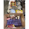 Image 1 : LARGE BOX OF KITCHEN ITEMS - FRYING PANS, NEW BAKING SHEETS, ETC