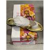 Image 7 : 8 NEW PAIRS ASSORTED SIZE LADIES SHOES